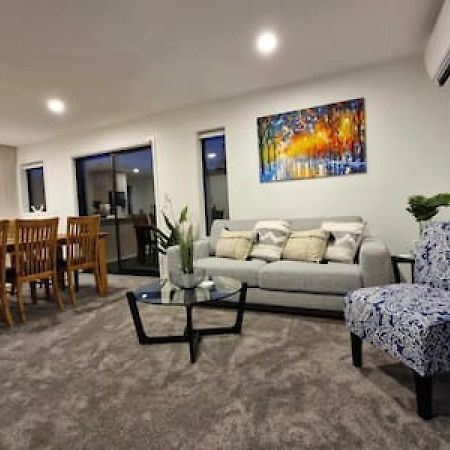 Lovely Brand New Home 26 Christchurch Extérieur photo